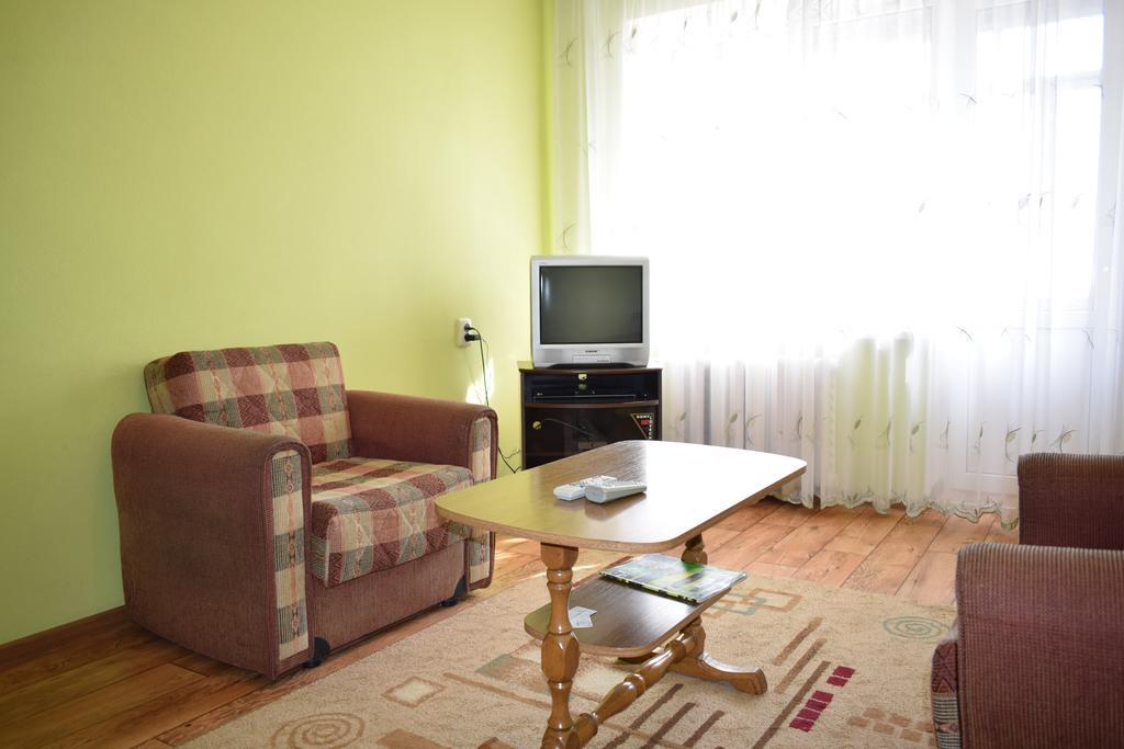 Apartment On Vasylya Chervoniya 67 Rivne Esterno foto