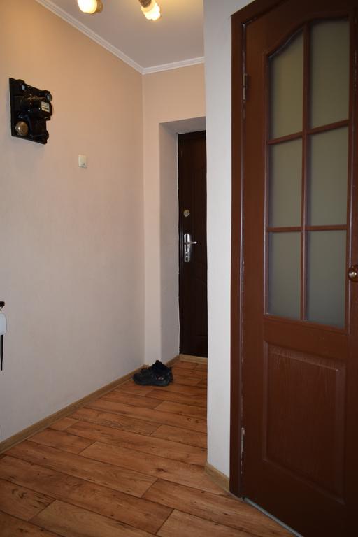 Apartment On Vasylya Chervoniya 67 Rivne Esterno foto